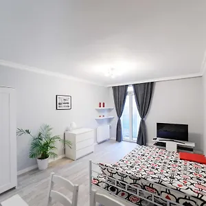 Apartament Grojecka Korotynskiego Варшава